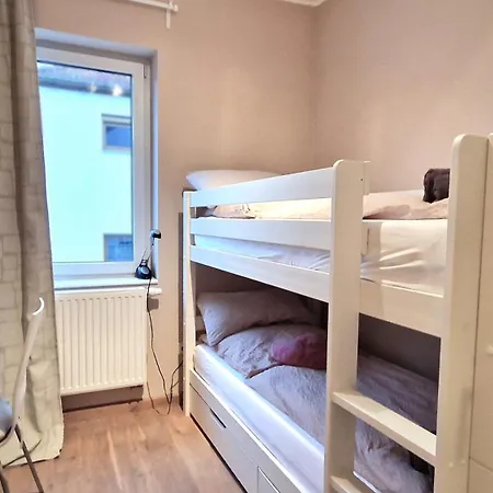 Mit Sauna, Garten&schwimmteich *