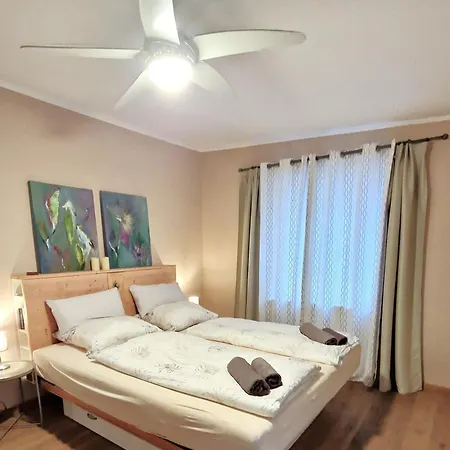 Apartment Mit Sauna, Garten&schwimmteich *