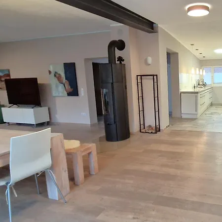 Appartement Mit Sauna, Garten & Schwimmteich Bietigheim-Bissingen